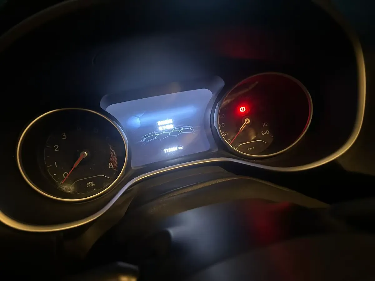 2020 Jeep Compass 1.3T 173HP L4 7DCT,autocango,china used car exporter,china ev exporter,chinese used car exporter,chinese used ev exporter