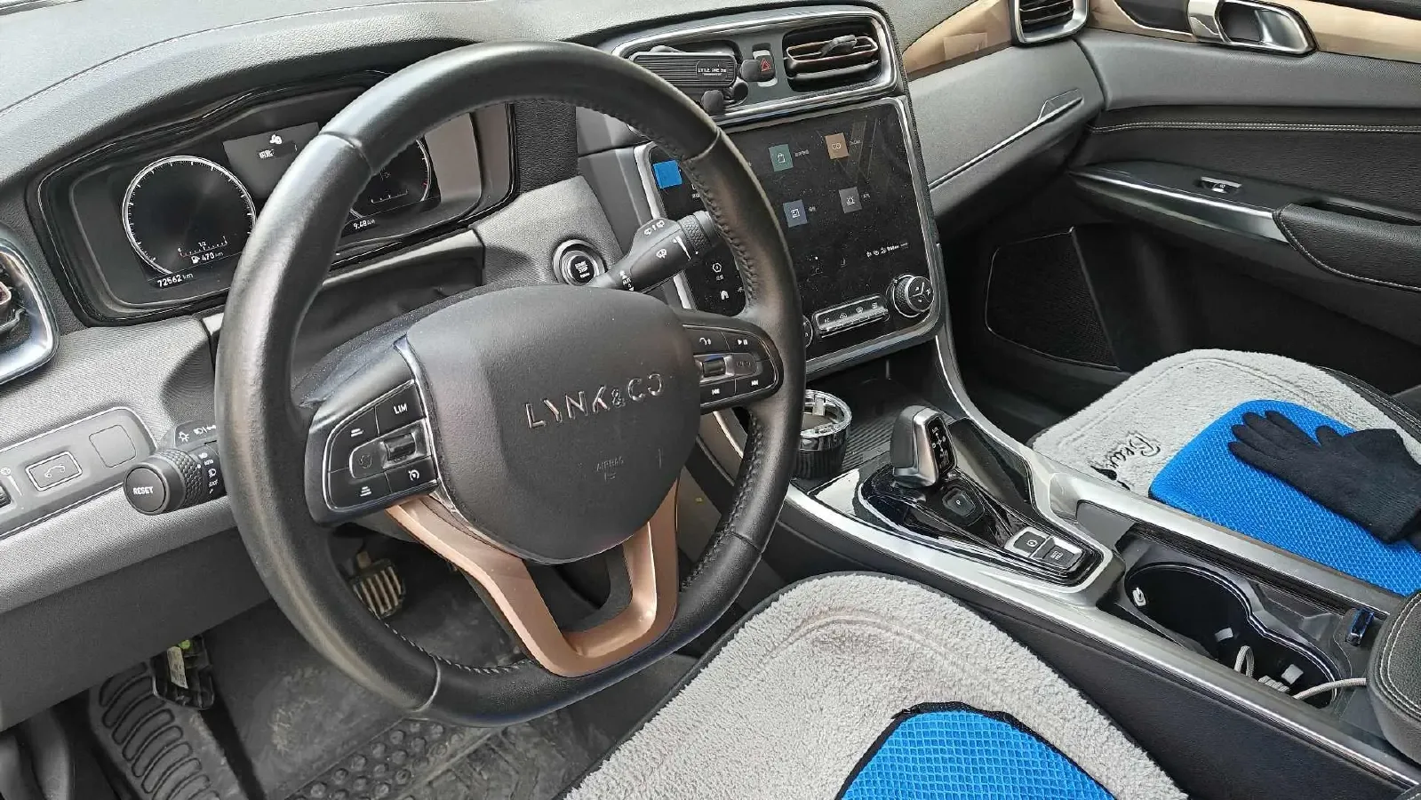 2019 LYNK&CO 01 2.0T 190HP L4 6AT,autocango,china used car exporter,china ev exporter,chinese used car exporter,chinese used ev exporter