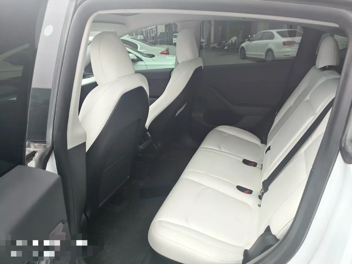 2022 Tesla Model Y BEV 60KWH,autocango,china used car exporter,china ev exporter,chinese used car exporter,chinese used ev exporter