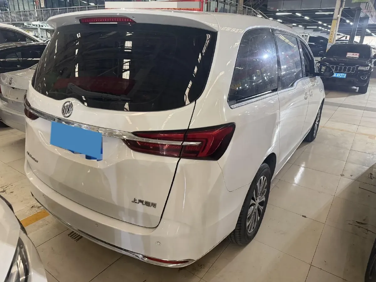 2021 Buick GL8 2.0T 237HP L4 9AT,autocango,china used car exporter,china ev exporter,chinese used car exporter,chinese used ev exporter
