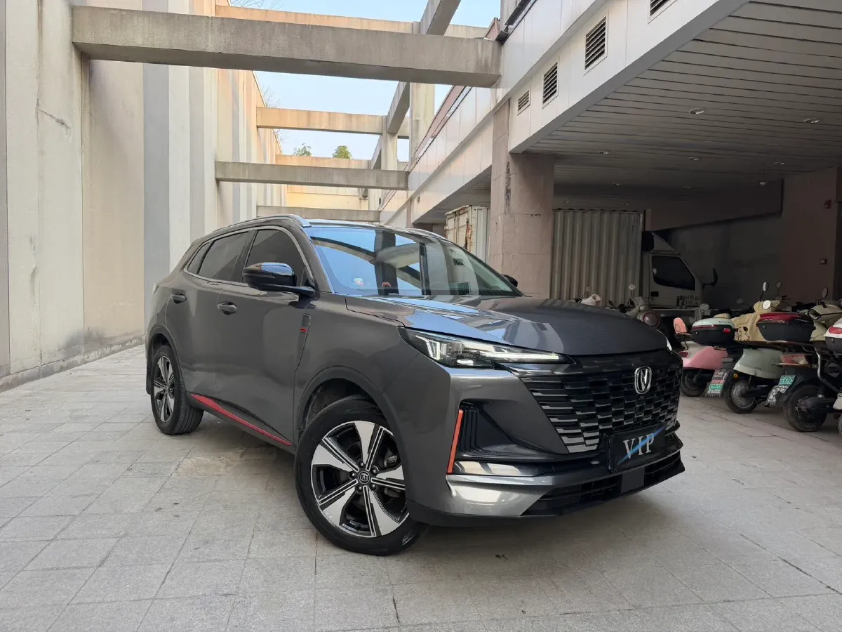2022 ChangAn CS55 Plus 1.5T 180HP L4 7DCT,autocango,china used car exporter,china ev exporter,chinese used car exporter,chinese used ev exporter