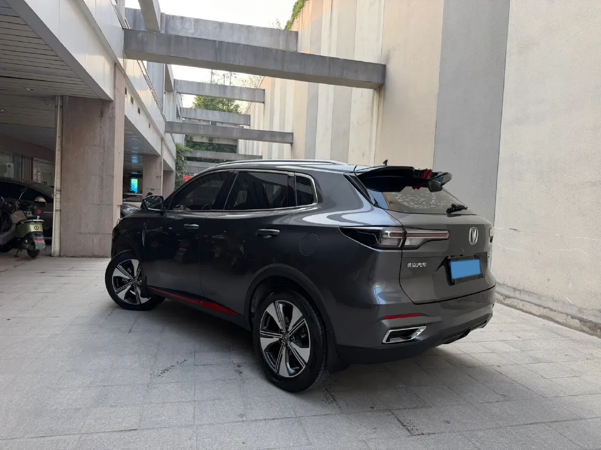 2022 ChangAn CS55 Plus 1.5T 180HP L4 7DCT,autocango,china used car exporter,china ev exporter,chinese used car exporter,chinese used ev exporter
