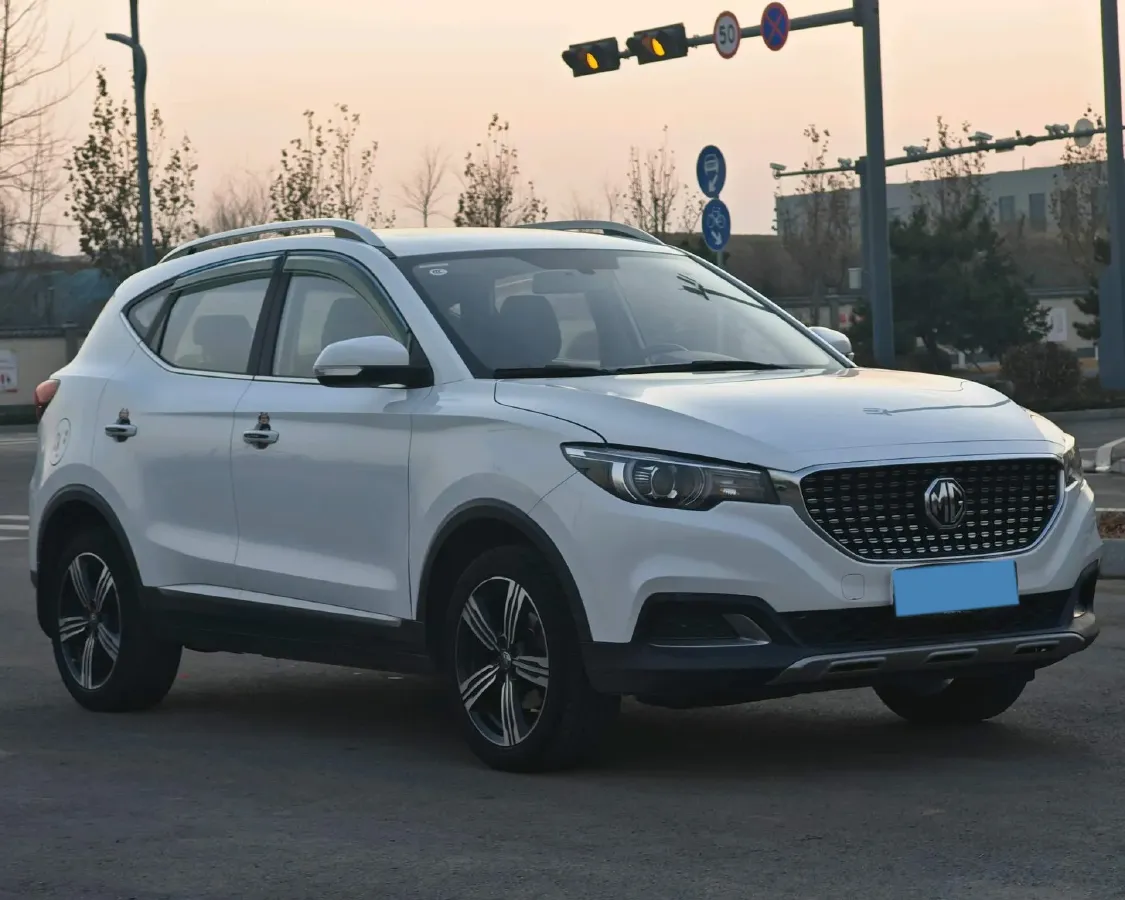 2020 MG ZS 1.5L 120HP L4 5MT,autocango,china used car exporter,china ev exporter,chinese used car exporter,chinese used ev exporter