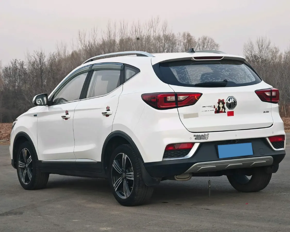 2020 MG ZS 1.5L 120HP L4 5MT,autocango,china used car exporter,china ev exporter,chinese used car exporter,chinese used ev exporter