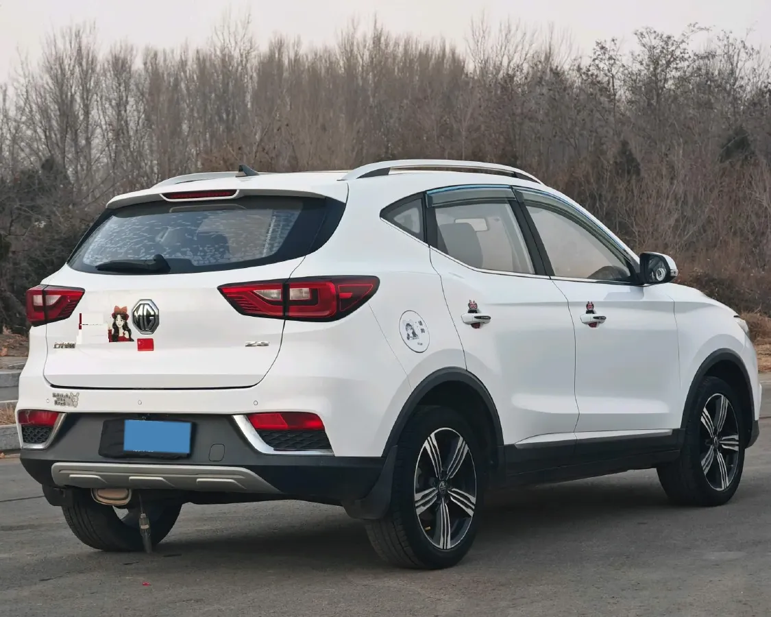 2020 MG ZS 1.5L 120HP L4 5MT,autocango,china used car exporter,china ev exporter,chinese used car exporter,chinese used ev exporter