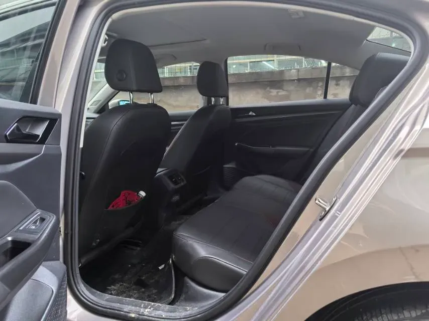 2021 Volkswagen Bora 1.5L 113HP L4 6AT,autocango,china used car exporter,china ev exporter,chinese used car exporter,chinese used ev exporter