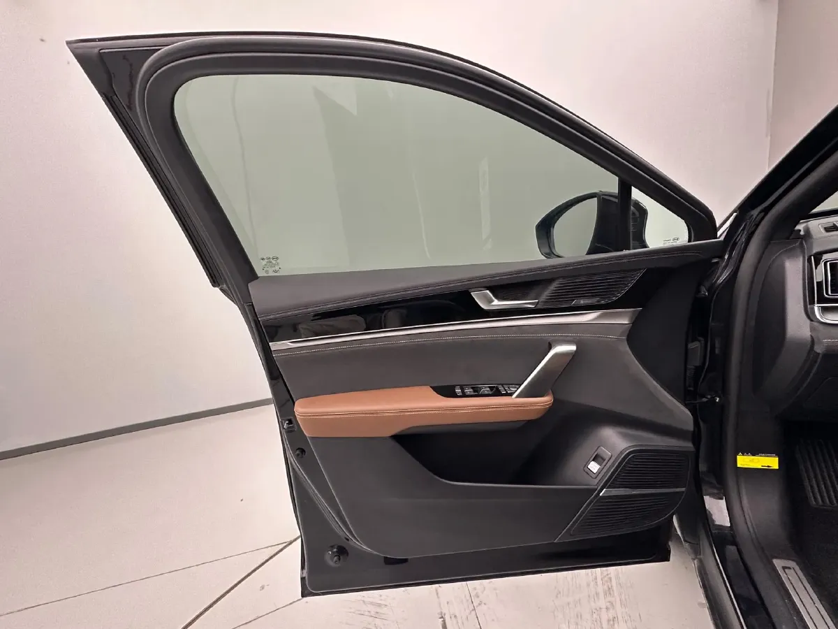 2021 Nissan Teana 2.0T 243HP L4 CVT,autocango,china used car exporter,china ev exporter,chinese used car exporter,chinese used ev exporter