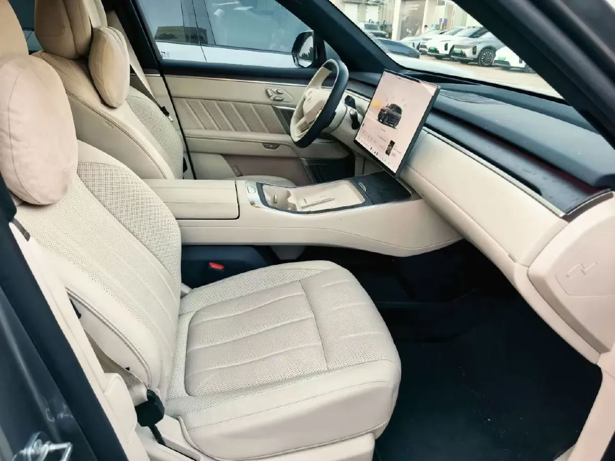 2025 ONVO L90 BEV,autocango,china used car exporter,china ev exporter,chinese used car exporter,chinese used ev exporter