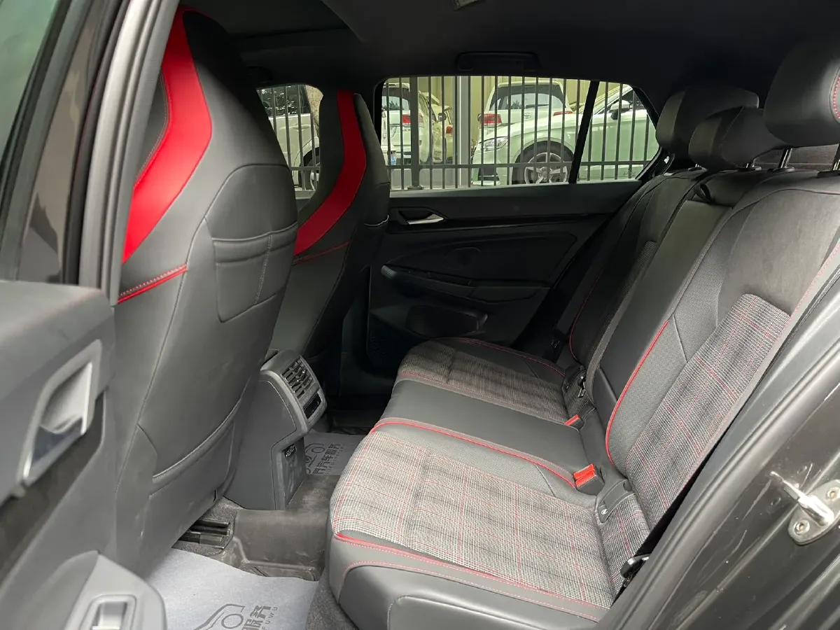 2021 Honda CR-V 1.5T 193HP L4 CVT,autocango,china used car exporter,china ev exporter,chinese used car exporter,chinese used ev exporter