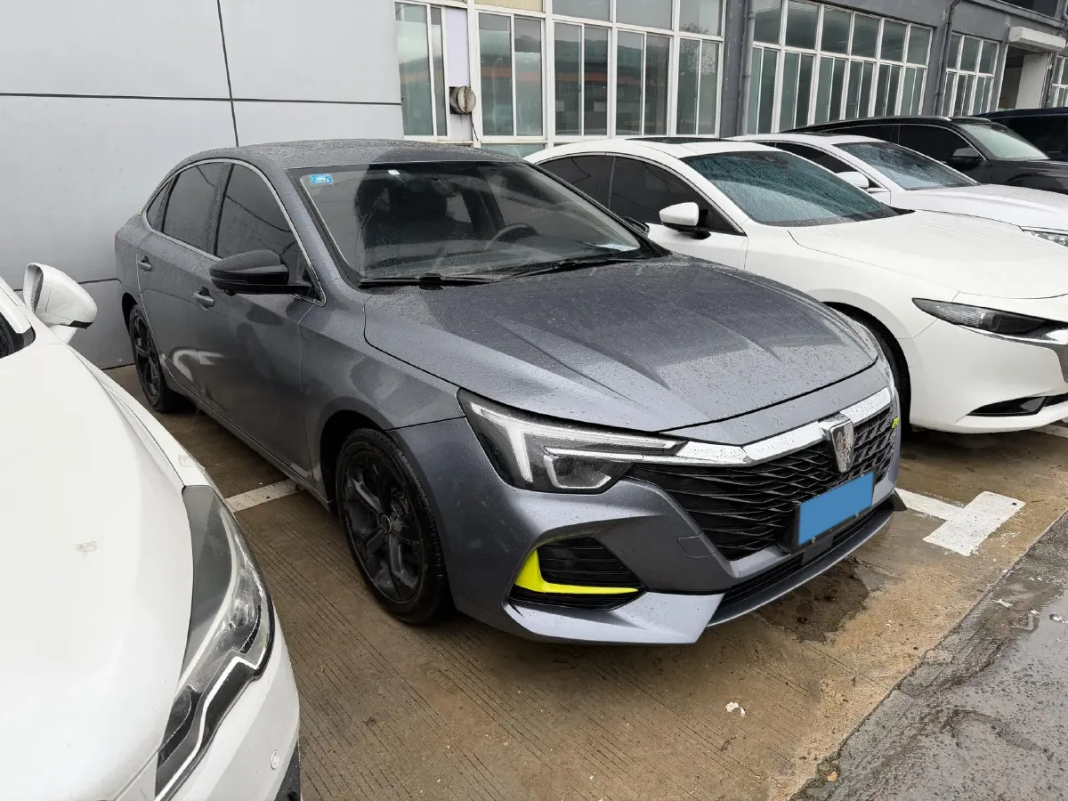2020 Roewe i6 MAX 1.5T 169HP L4 AMT PHEV,autocango,china used car exporter,china ev exporter,chinese used car exporter,chinese used ev exporter