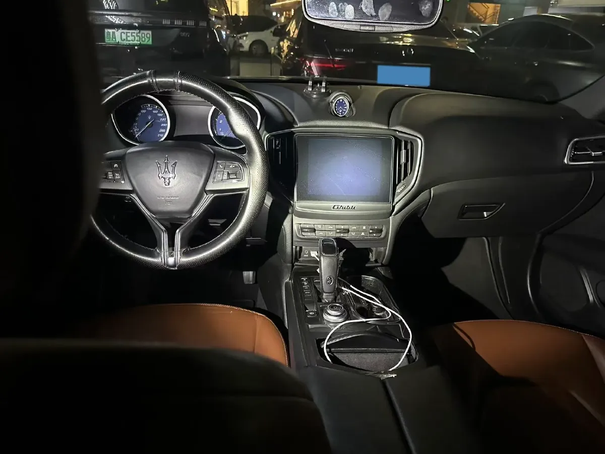 2018 Maserati Ghibli 3.0T 350HP V6 8AT,autocango,china used car exporter,china ev exporter,chinese used car exporter,chinese used ev exporter