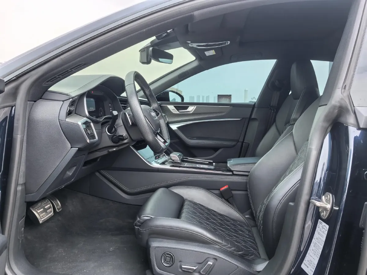 2023 Audi A7 3.0T 340HP V6 7DCT,autocango,china used car exporter,china ev exporter,chinese used car exporter,chinese used ev exporter