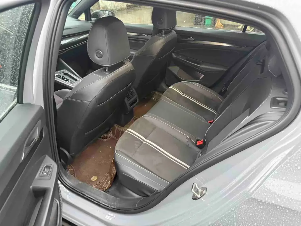 2021 Volkswagen Golf 1.4T 150HP L4 7DCT,autocango,china used car exporter,china ev exporter,chinese used car exporter,chinese used ev exporter