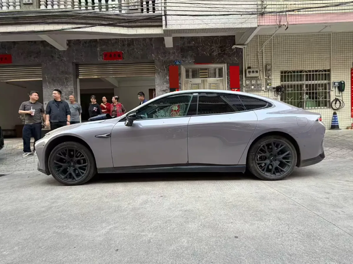 2023 Xpeng P7 BEV 86.2KWH,autocango,china used car exporter,china ev exporter,chinese used car exporter,chinese used ev exporter