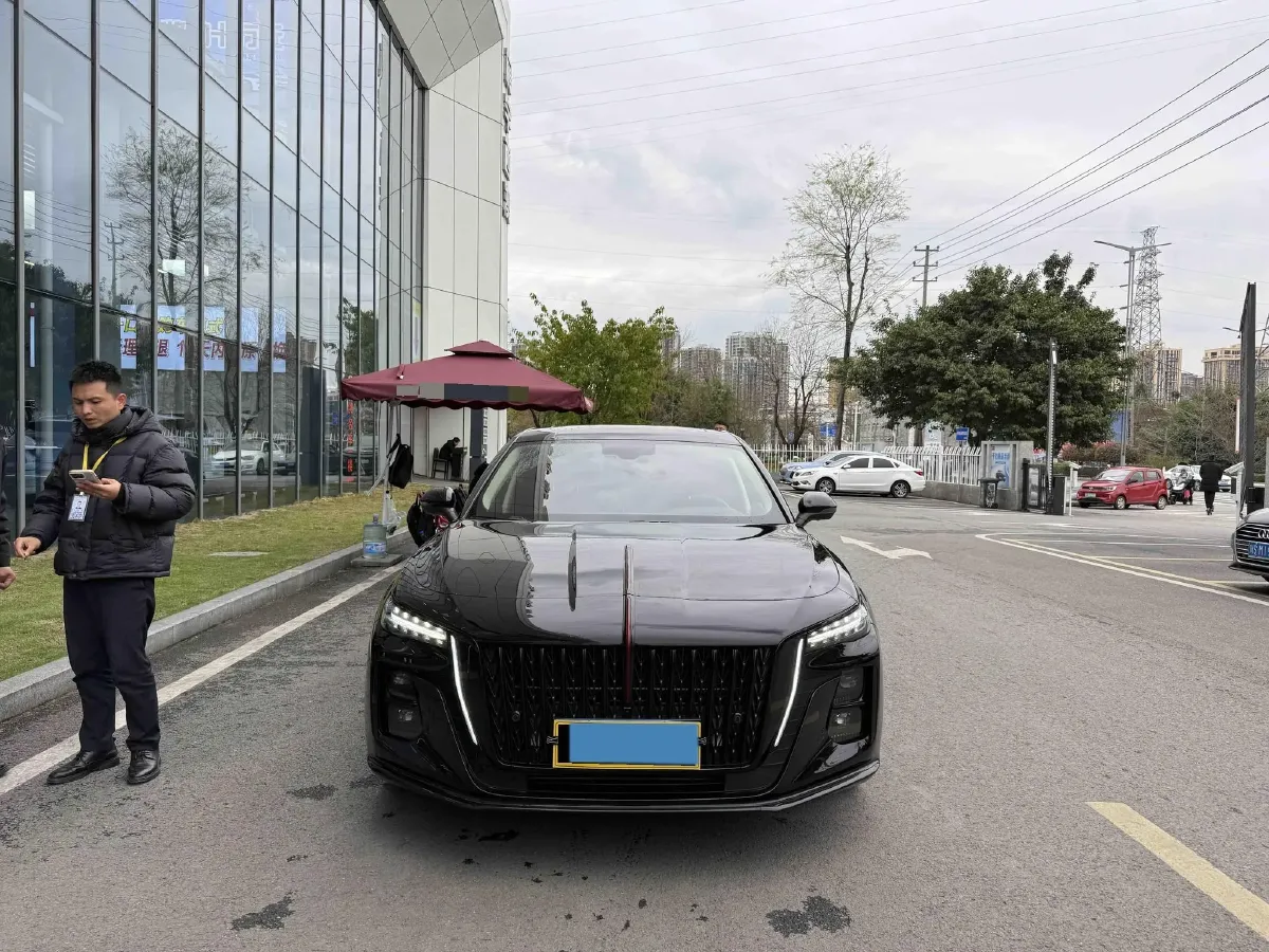 2025 HongQi H5 1.5T 169HP L4 7DCT,autocango,china used car exporter,china ev exporter,chinese used car exporter,chinese used ev exporter