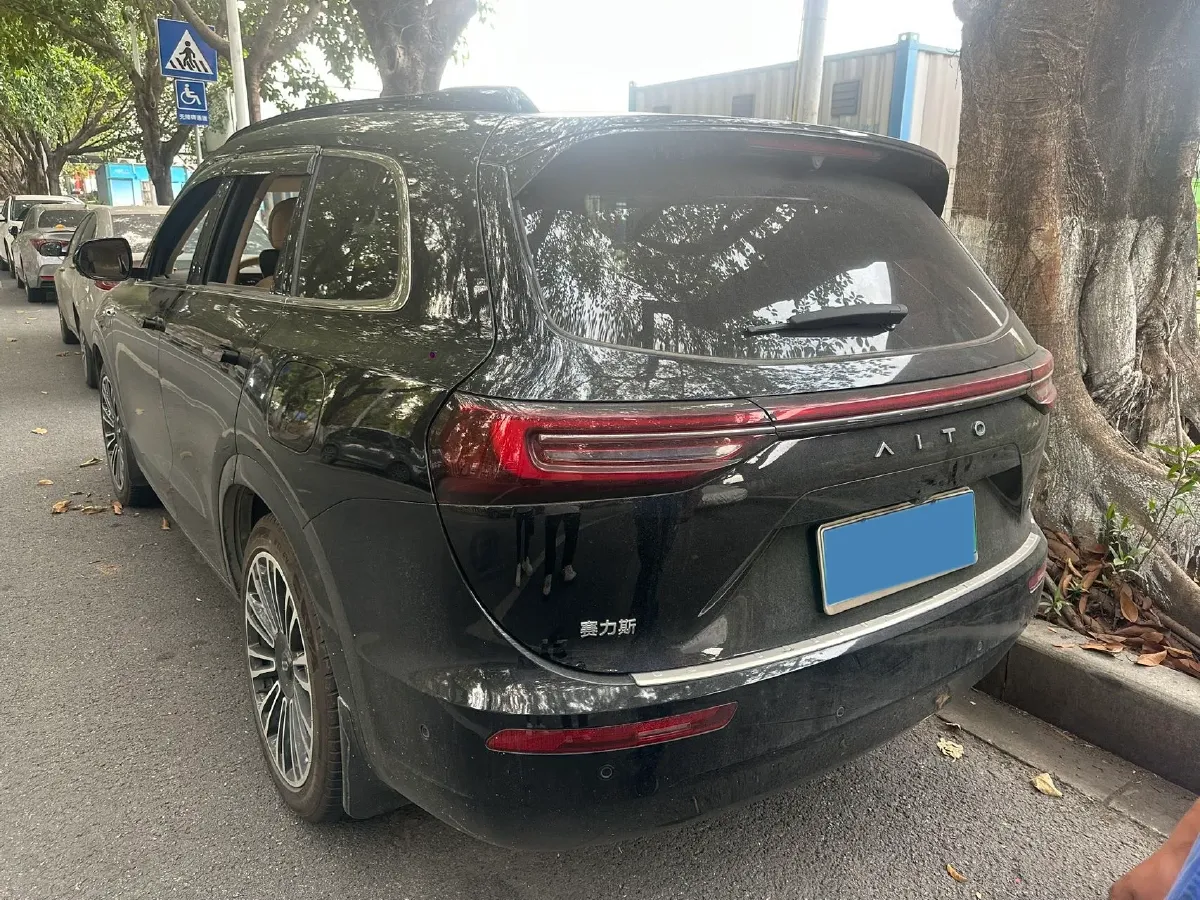 2024 AITO AITO M7 1.5T 152HP L4 REEV 40KWH,autocango,china used car exporter,china ev exporter,chinese used car exporter,chinese used ev exporter
