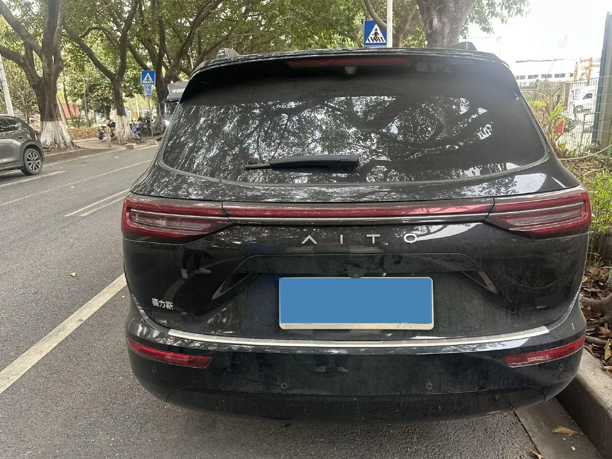 2024 AITO AITO M7 1.5T 152HP L4 REEV 40KWH,autocango,china used car exporter,china ev exporter,chinese used car exporter,chinese used ev exporter