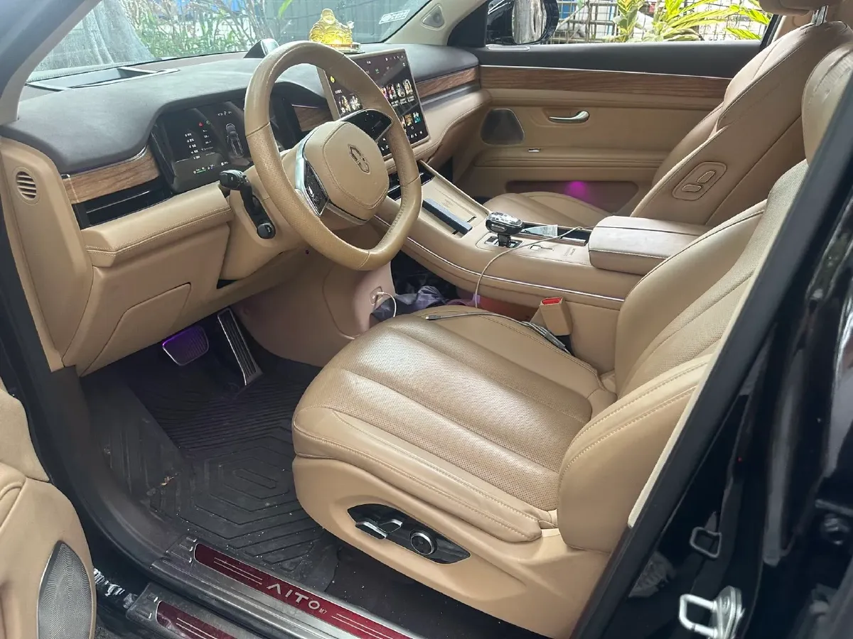 2024 AITO AITO M7 1.5T 152HP L4 REEV 40KWH,autocango,china used car exporter,china ev exporter,chinese used car exporter,chinese used ev exporter