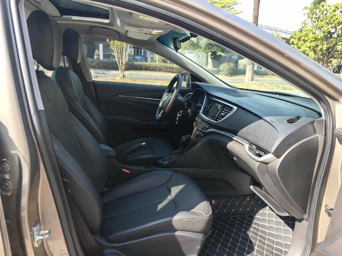 2020 Buick Encore 1.0T 125HP L3 6AT,autocango,china used car exporter,china ev exporter,chinese used car exporter,chinese used ev exporter