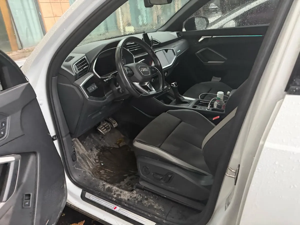 2023 Audi Q3 2.0T 220HP L4 7DCT,autocango,china used car exporter,china ev exporter,chinese used car exporter,chinese used ev exporter