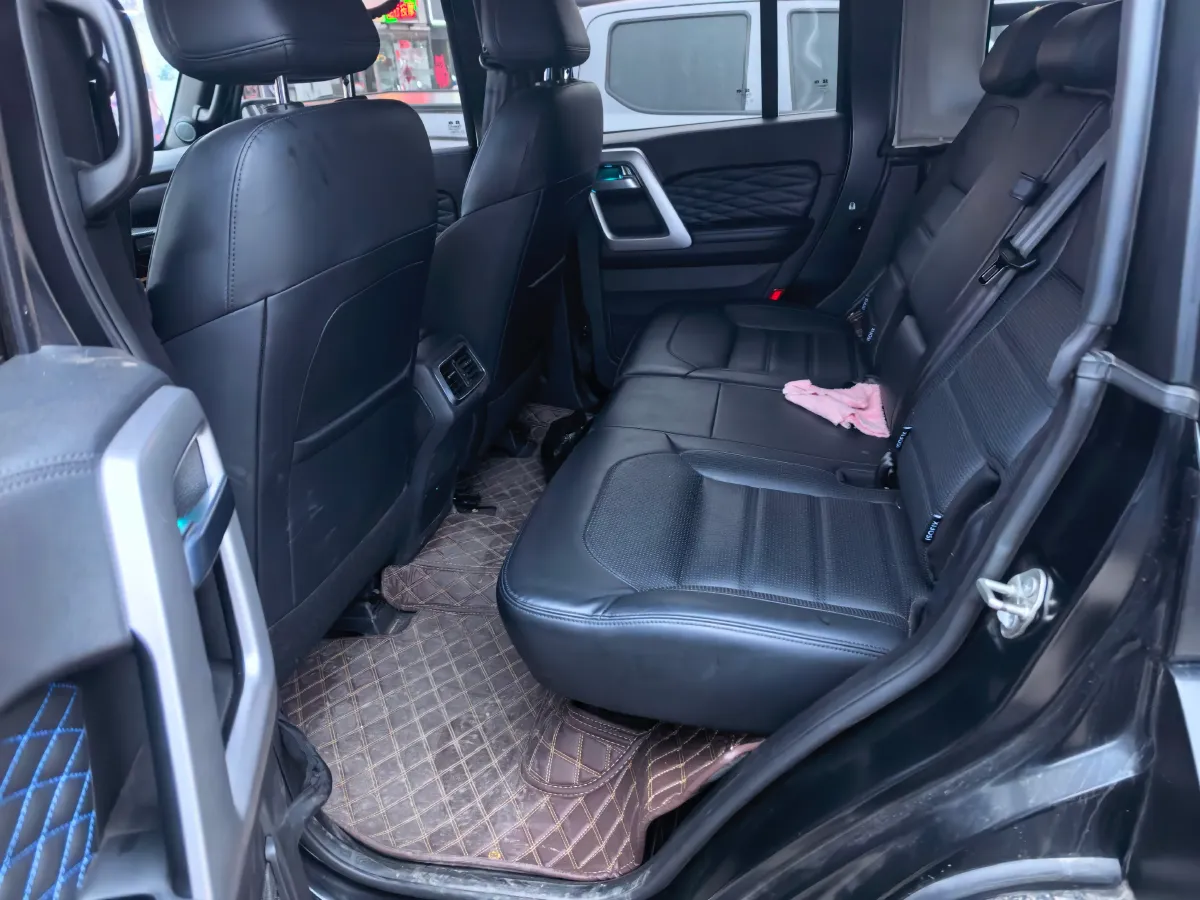 2024 Beijing BJ40 2.0T 163HP L4 8AT,autocango,china used car exporter,china ev exporter,chinese used car exporter,chinese used ev exporter