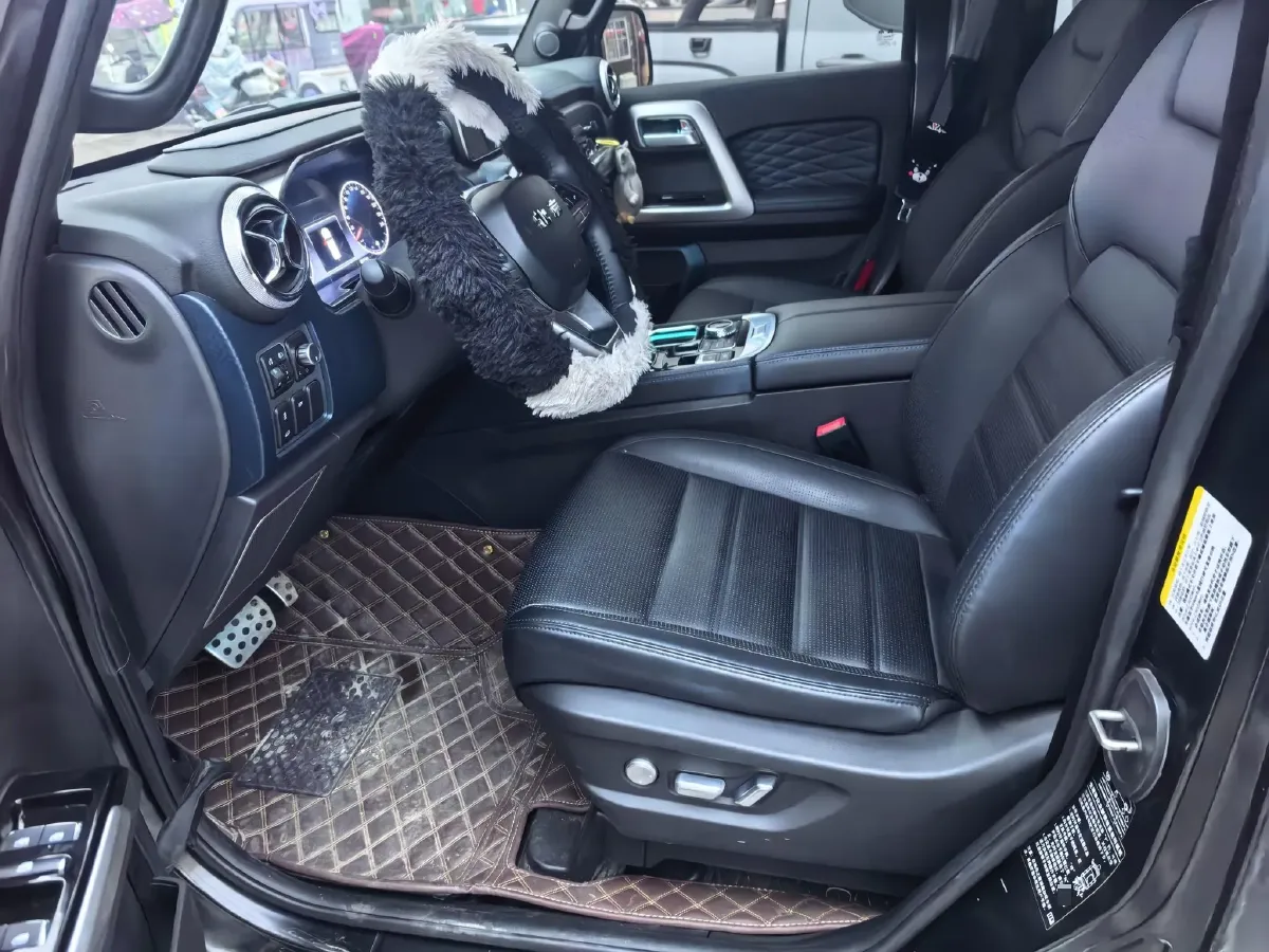 2024 Beijing BJ40 2.0T 163HP L4 8AT,autocango,china used car exporter,china ev exporter,chinese used car exporter,chinese used ev exporter