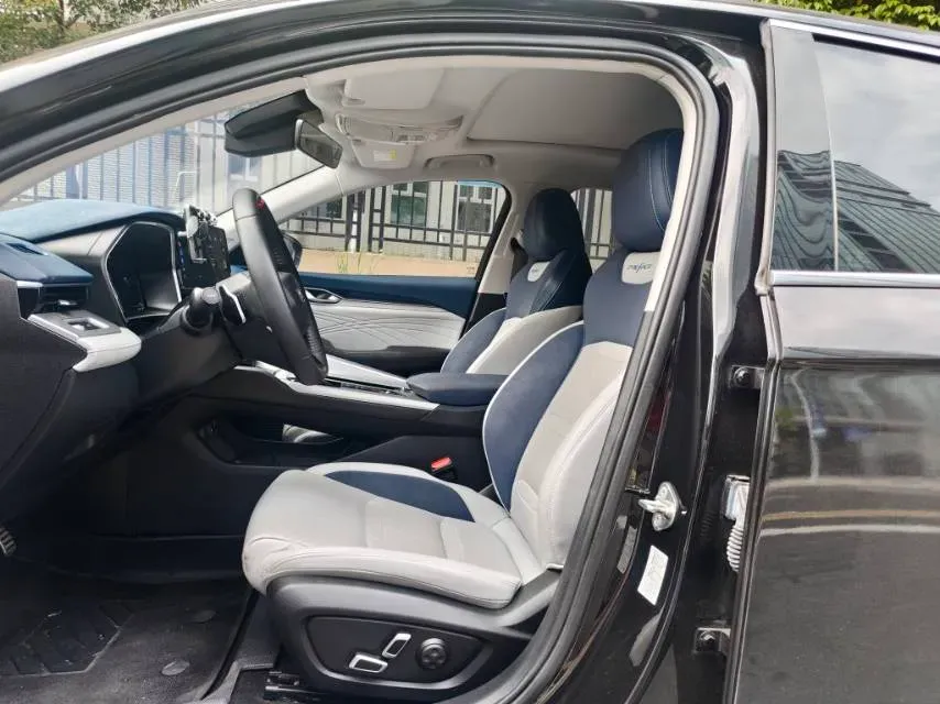 2021 Geely Preface 2.0T 190HP L4 7DCT,autocango,china used car exporter,china ev exporter,chinese used car exporter,chinese used ev exporter