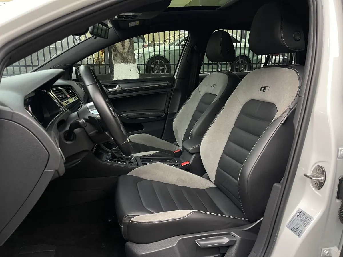 2020 Volkswagen Golf 1.4T 150HP L4 7DCT,autocango,china used car exporter,china ev exporter,chinese used car exporter,chinese used ev exporter