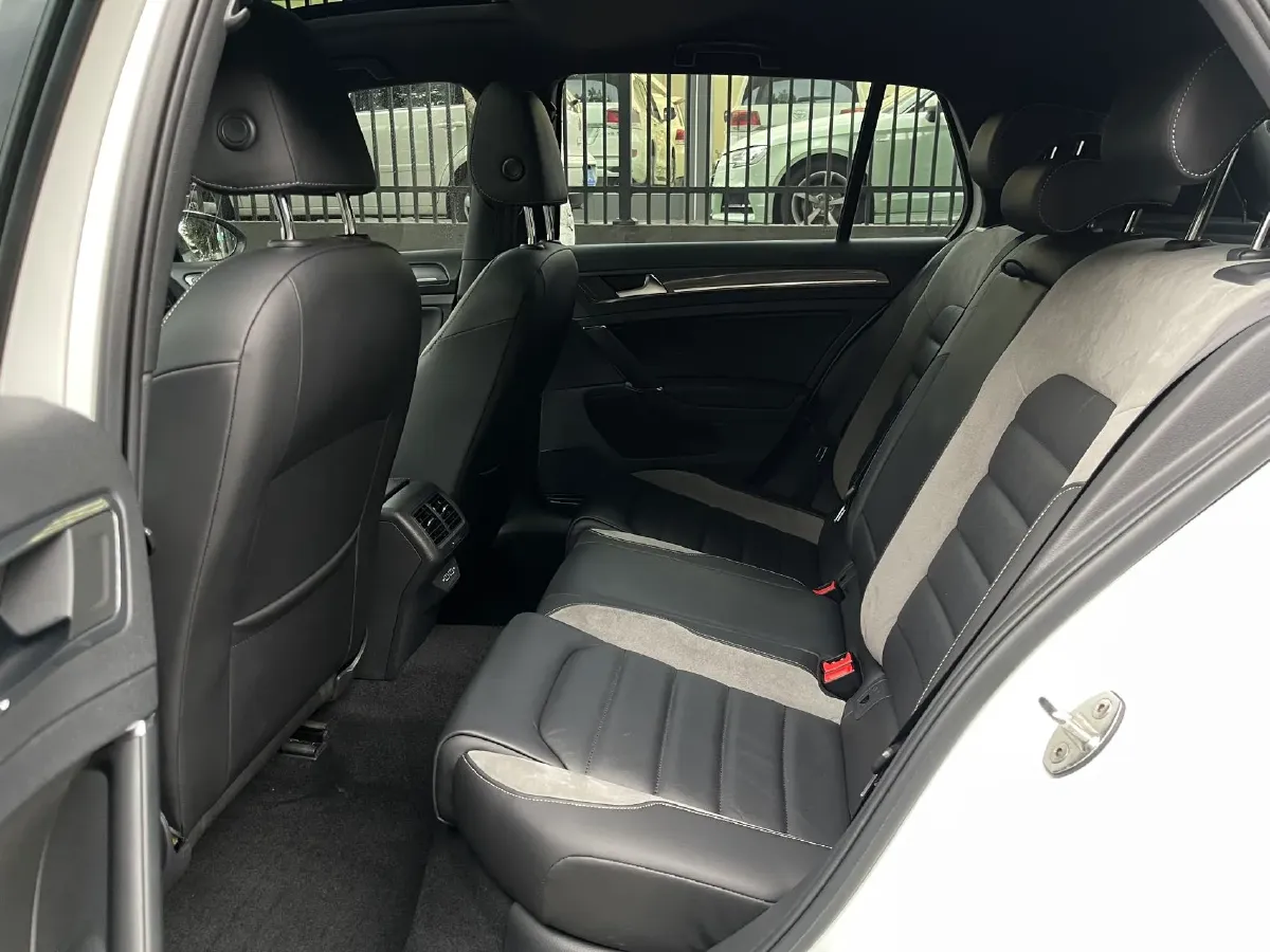 2020 Volkswagen Golf 1.4T 150HP L4 7DCT,autocango,china used car exporter,china ev exporter,chinese used car exporter,chinese used ev exporter