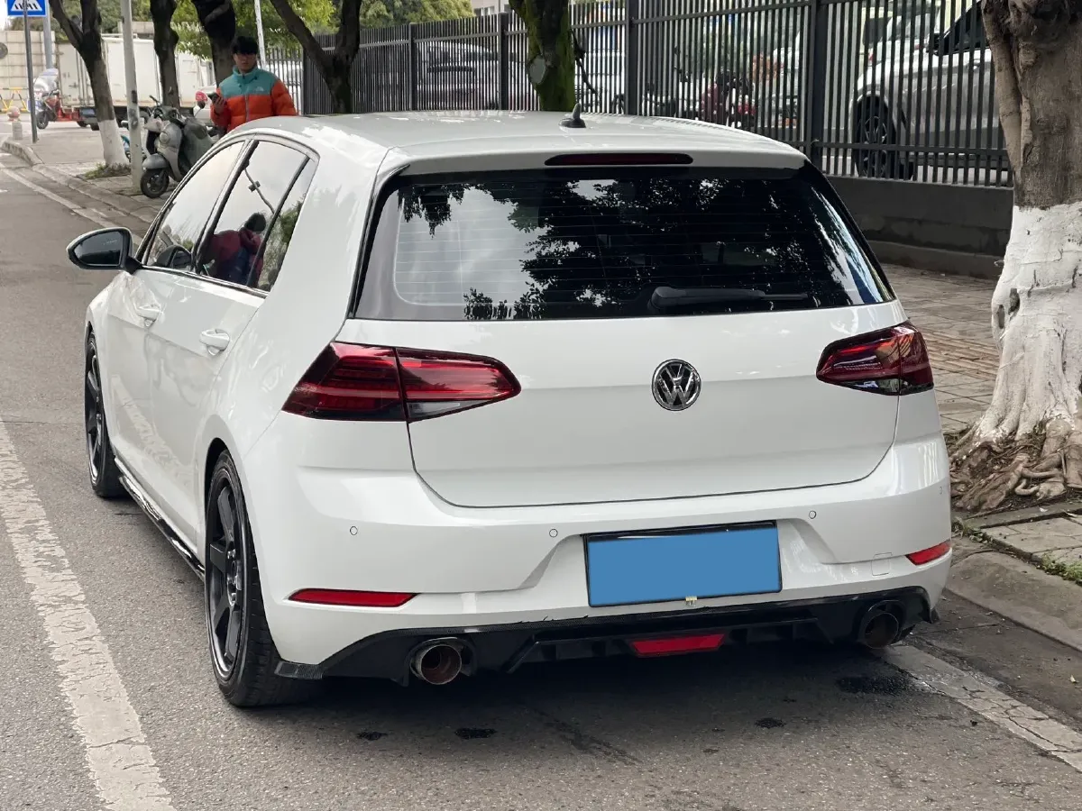 2020 Volkswagen Golf 1.4T 150HP L4 7DCT,autocango,china used car exporter,china ev exporter,chinese used car exporter,chinese used ev exporter