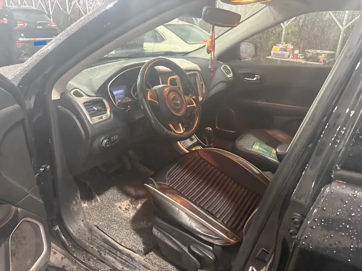 2017 Jeep Compass 1.4T 165HP L4 7DCT,autocango,china used car exporter,china ev exporter,chinese used car exporter,chinese used ev exporter