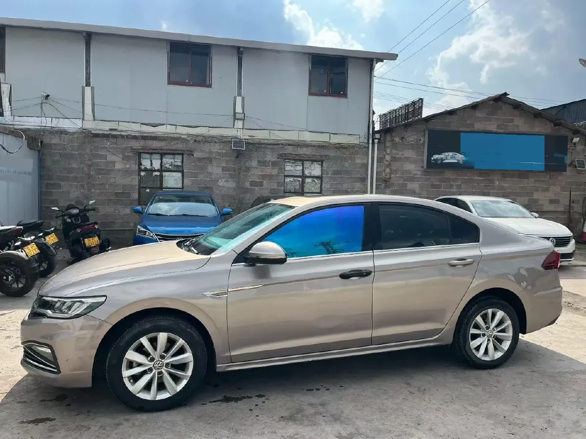 2019 Dongfeng RuiQi 6 2.4L 158HP L4 5MT,autocango,china used car exporter,china ev exporter,chinese used car exporter,chinese used ev exporter