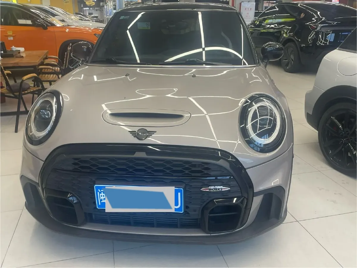2022 MINI MINI 2.0T 192HP L4 7DCT,autocango,china used car exporter,china ev exporter,chinese used car exporter,chinese used ev exporter