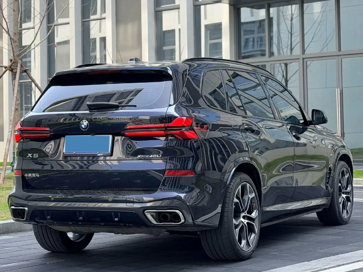 2023 BMW X5 3.0T 381HP L6 8AT,autocango,china used car exporter,china ev exporter,chinese used car exporter,chinese used ev exporter