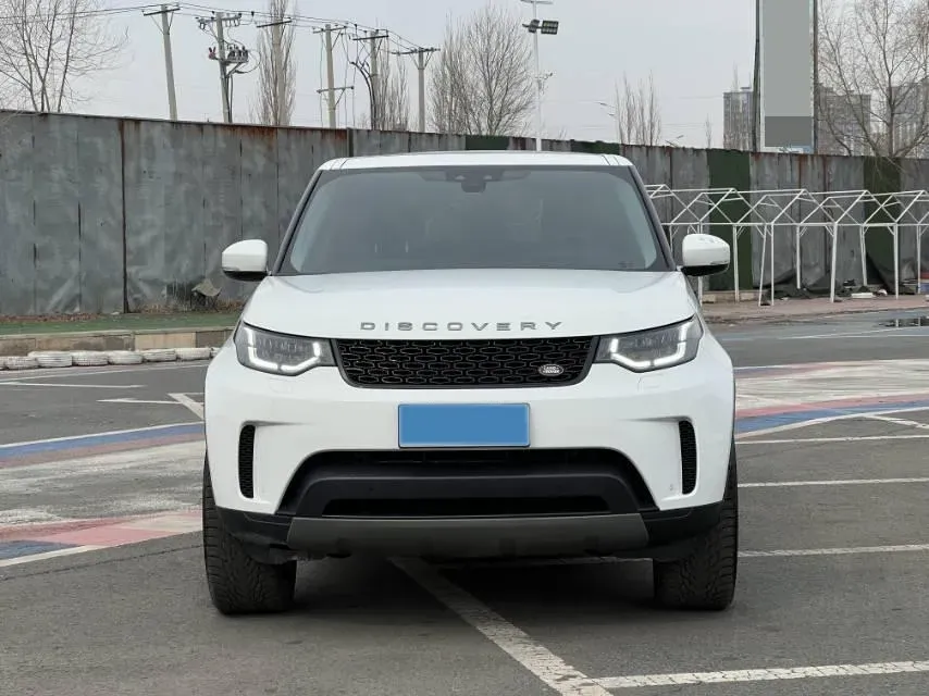 2020 Land Rover Discovery 3.0T 340HP V6 8AT,autocango,china used car exporter,china ev exporter,chinese used car exporter,chinese used ev exporter