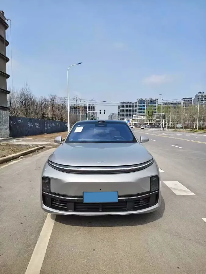 2025 Li L7 Range Extended 154HP REEV,autocango,china used car exporter,china ev exporter,chinese used car exporter,chinese used ev exporter