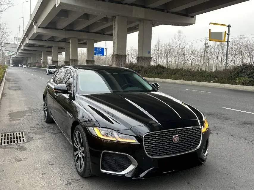 2025 Jaguar XFL 2.0T 250HP L4 8AT,autocango,china used car exporter,china ev exporter,chinese used car exporter,chinese used ev exporter