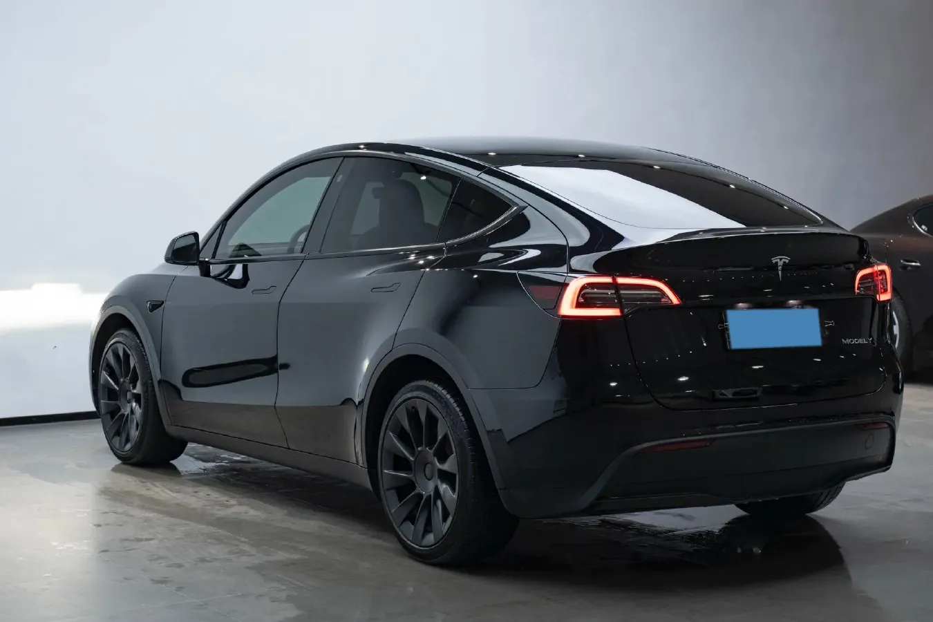 2022 Tesla Model Y BEV 78.4KWH,autocango,china used car exporter,china ev exporter,chinese used car exporter,chinese used ev exporter