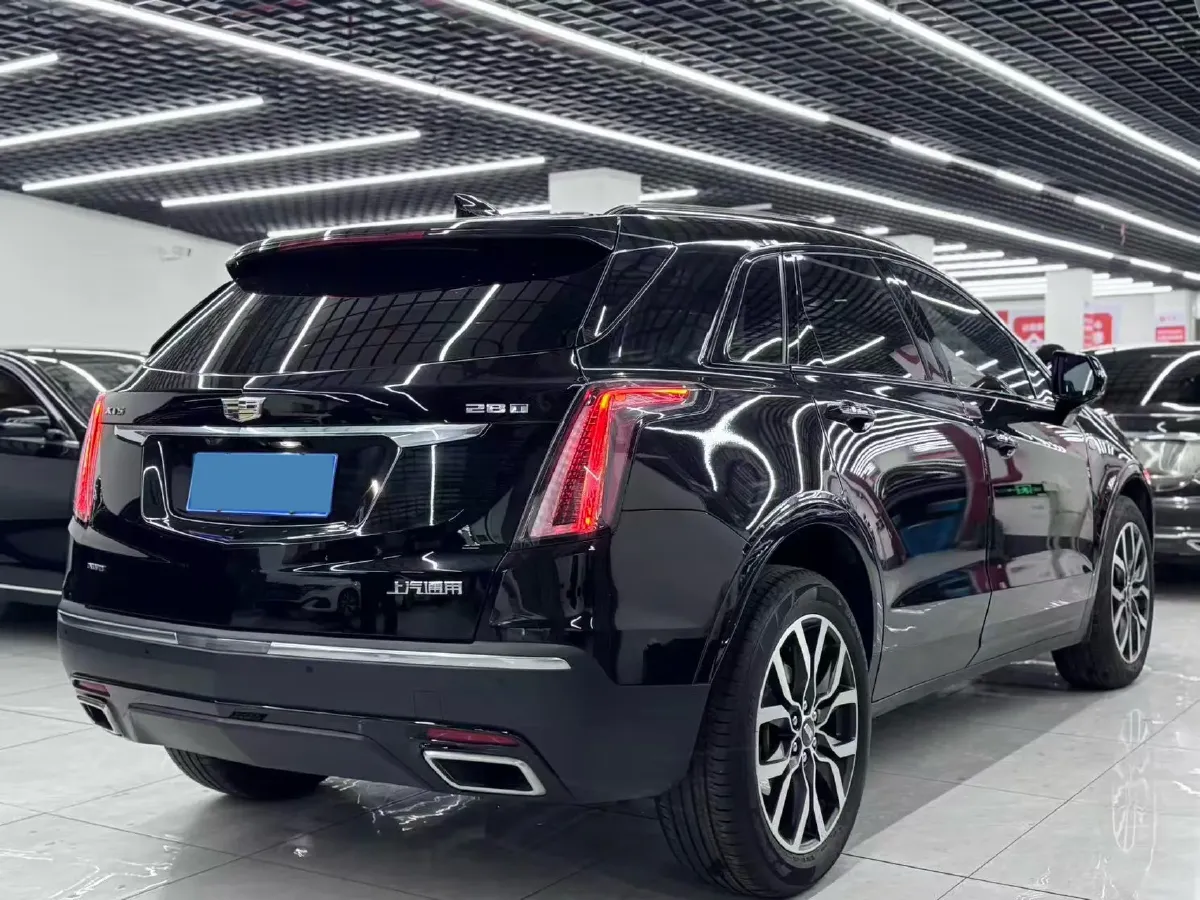 2023 Cadillac XT5 2.0T 237HP L4 9AT,autocango,china used car exporter,china ev exporter,chinese used car exporter,chinese used ev exporter