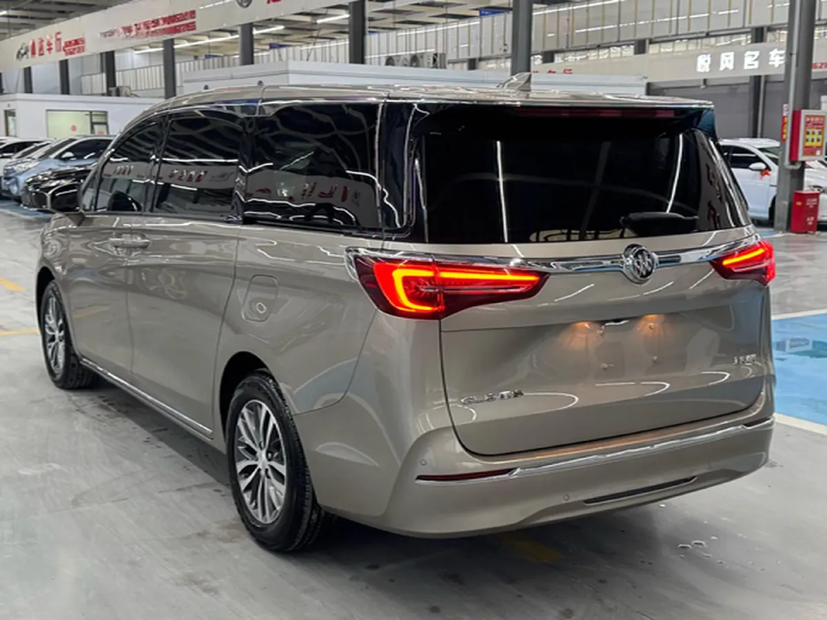 2023 Buick GL8 2.0T 237HP L4 9AT,autocango,china used car exporter,china ev exporter,chinese used car exporter,chinese used ev exporter