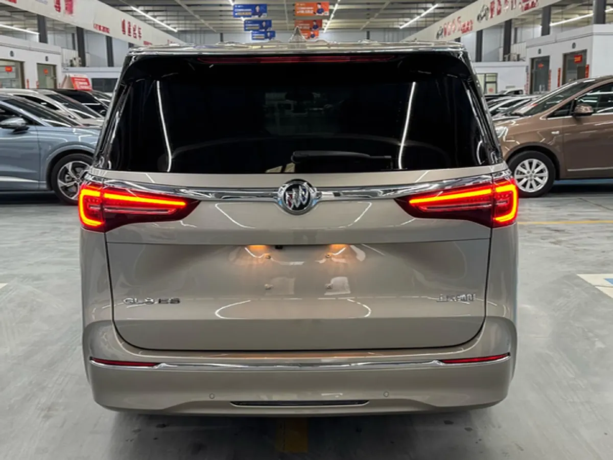 2023 Buick GL8 2.0T 237HP L4 9AT,autocango,china used car exporter,china ev exporter,chinese used car exporter,chinese used ev exporter