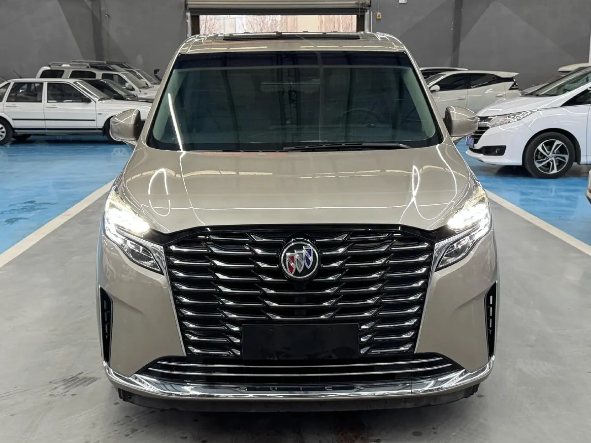 2023 Buick GL8 2.0T 237HP L4 9AT,autocango,china used car exporter,china ev exporter,chinese used car exporter,chinese used ev exporter