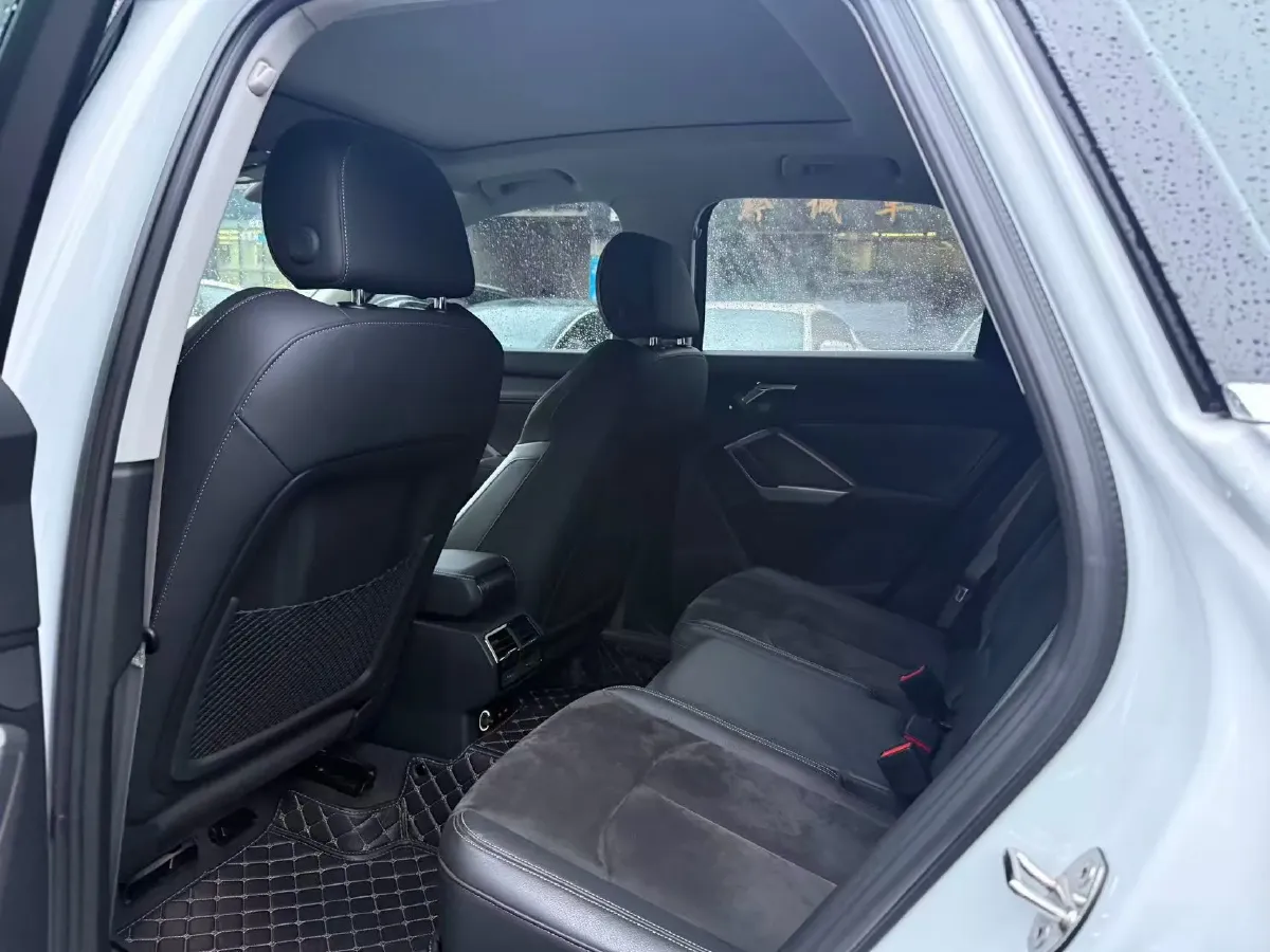 2022 Audi Q3 1.4T 150HP L4 7DCT,autocango,china used car exporter,china ev exporter,chinese used car exporter,chinese used ev exporter