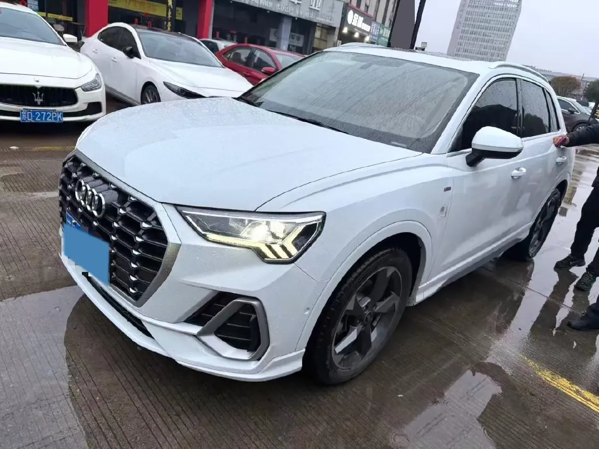 2022 Audi Q3 1.4T 150HP L4 7DCT,autocango,china used car exporter,china ev exporter,chinese used car exporter,chinese used ev exporter