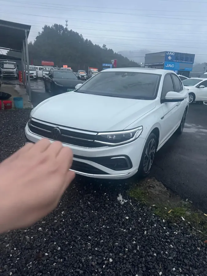 2024 Volkswagen Bora 1.5T 160HP L4 7DCT,autocango,china used car exporter,china ev exporter,chinese used car exporter,chinese used ev exporter