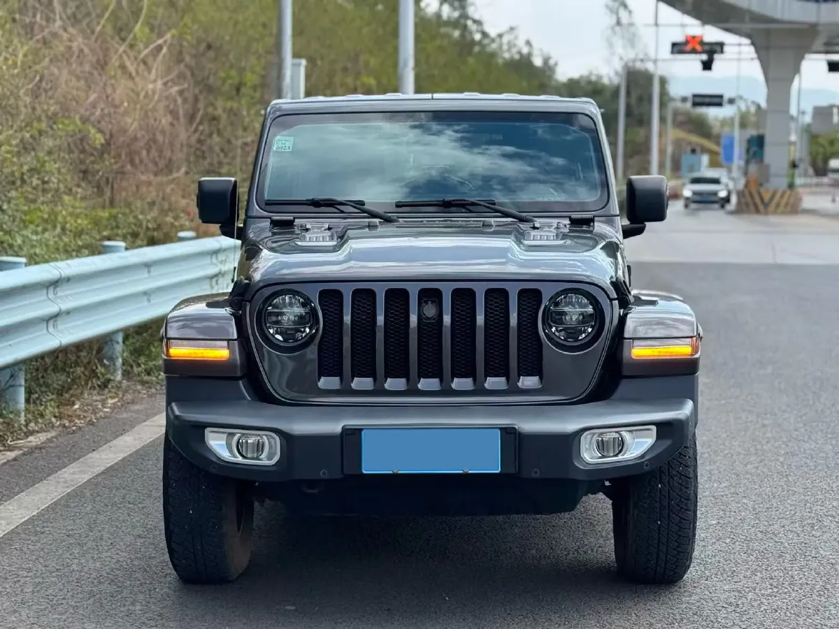 2019 Jeep Wrangler 2.0T 266HP L4 8AT,autocango,china used car exporter,china ev exporter,chinese used car exporter,chinese used ev exporter