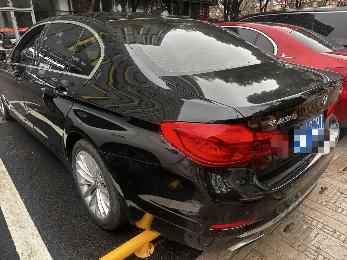 2020 BMW 5 Series 2.0T 184HP L4 8AT,autocango,china used car exporter,china ev exporter,chinese used car exporter,chinese used ev exporter
