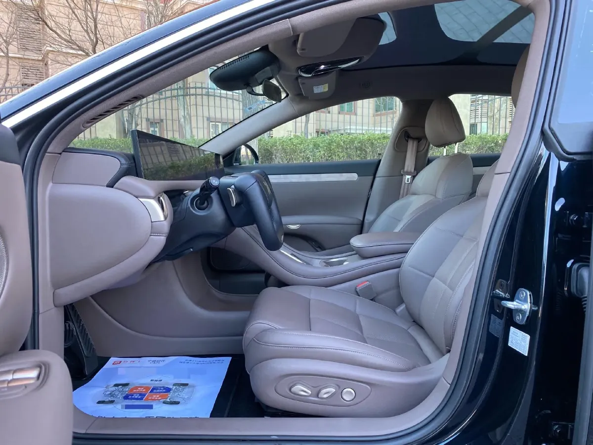 2025 IM L6 BEV,autocango,china used car exporter,china ev exporter,chinese used car exporter,chinese used ev exporter