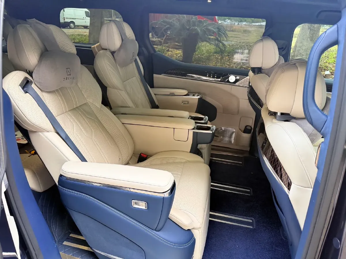 2022 Zeekr 009 BEV 116KWH,autocango,china used car exporter,china ev exporter,chinese used car exporter,chinese used ev exporter