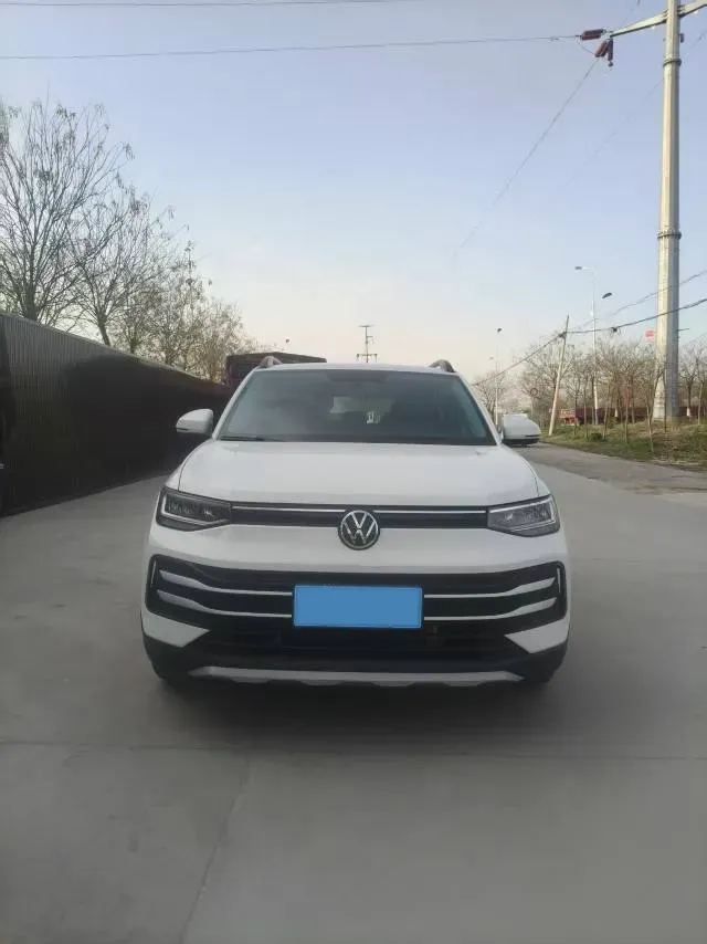 2025 Volkswagen Tharu 1.5L 110HP L4 6AT,autocango,china used car exporter,china ev exporter,chinese used car exporter,chinese used ev exporter